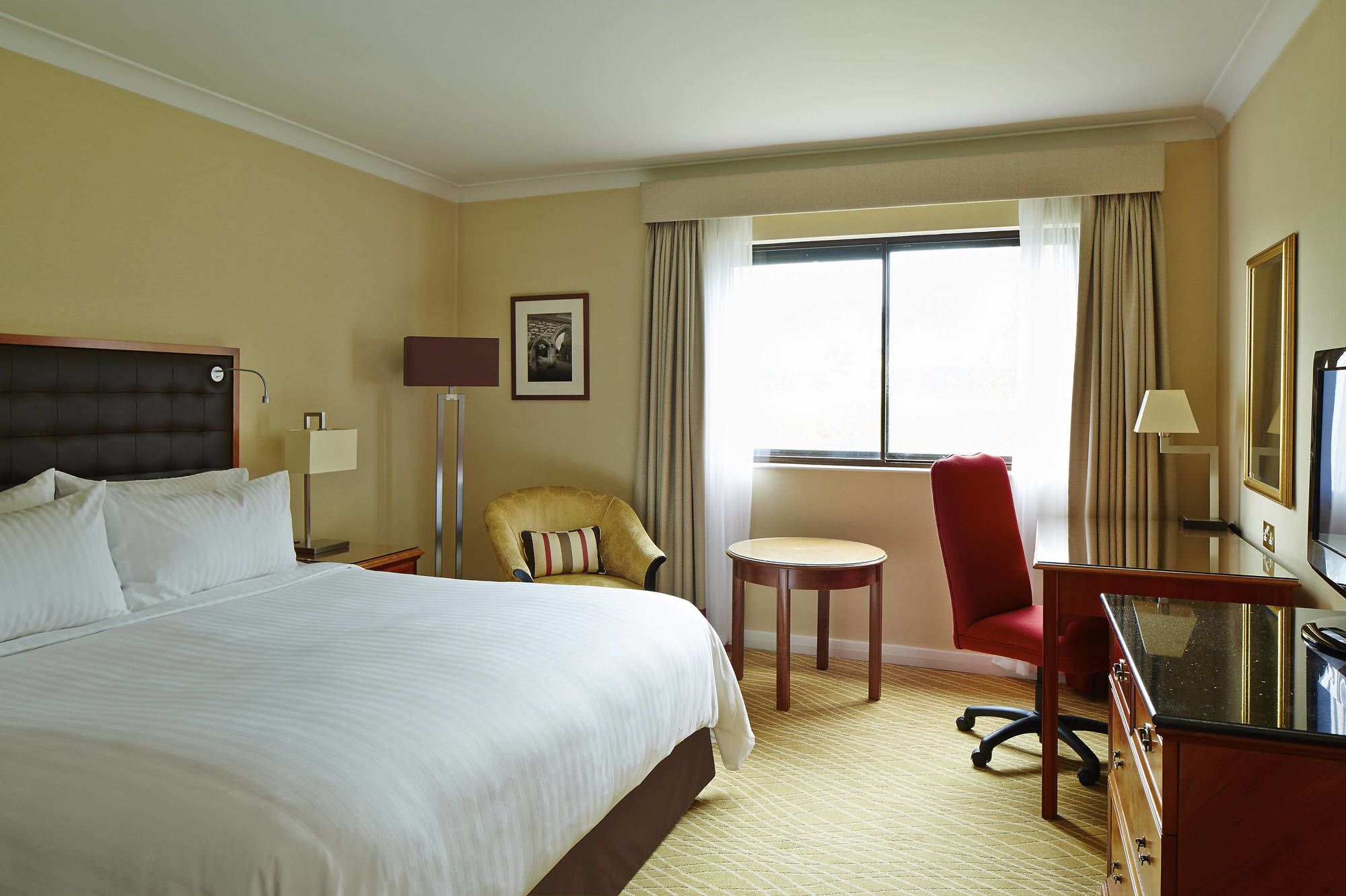 Delta Hotels By Marriott Cheshunt Broxbourne Exterior foto